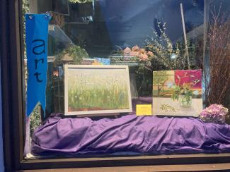 Art by Mary Hummon at Pondview Florist